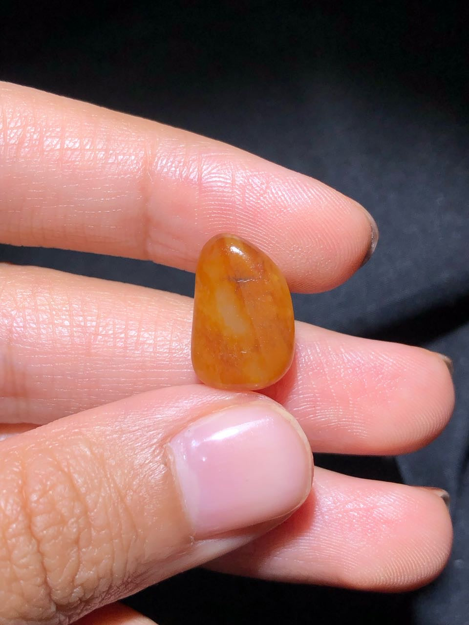 和田玉-黄沁籽料原石