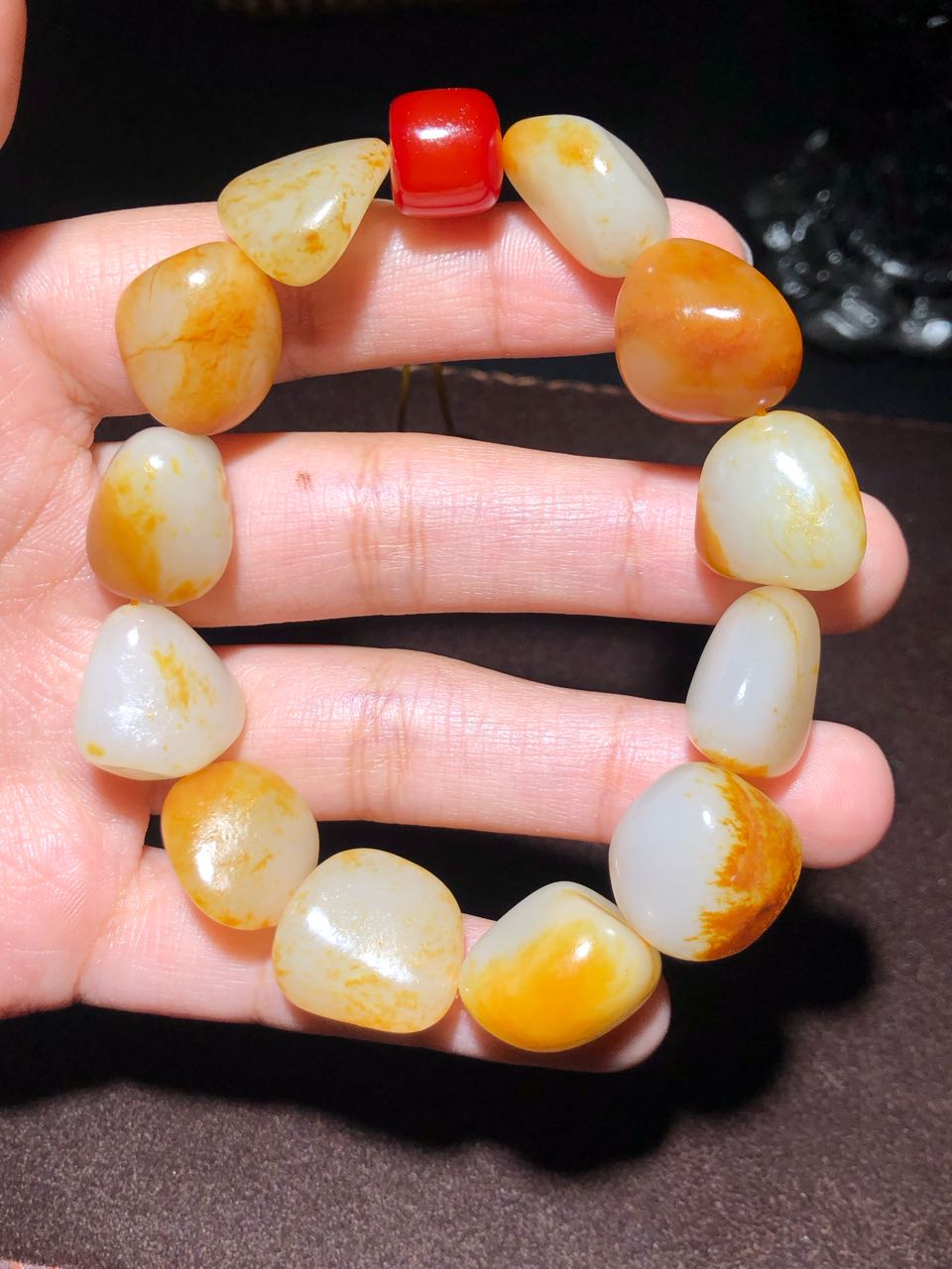 和田玉-洒金籽料【精品原石手串】