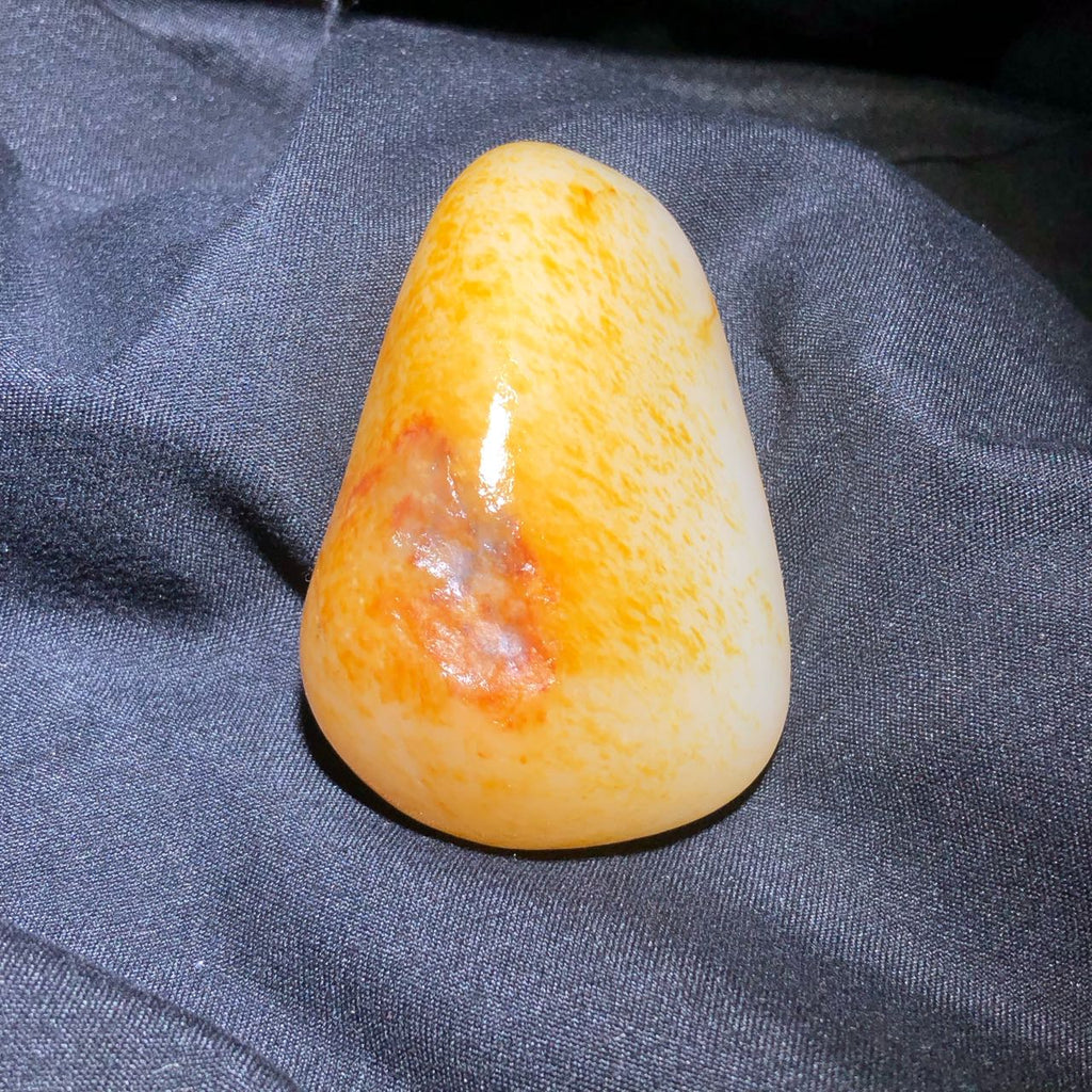 和田玉-洒金皮白肉籽料原石
