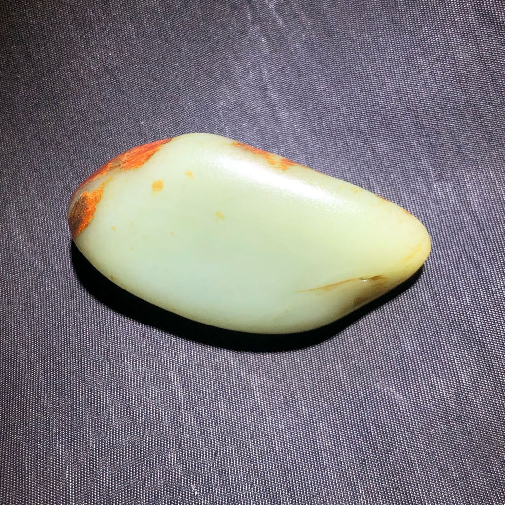 和田玉-碧玉白肉籽料原石