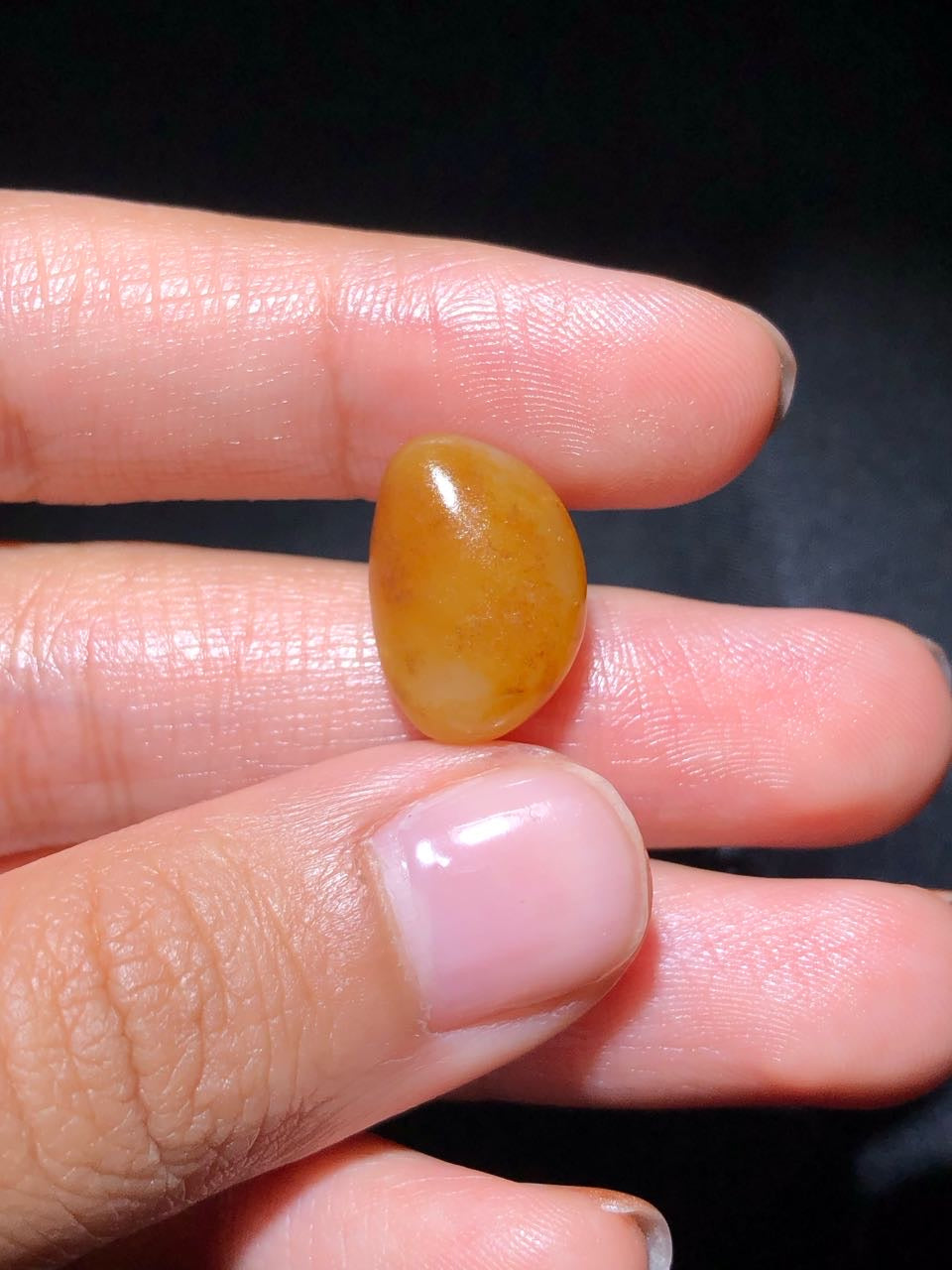 和田玉-黄沁籽料原石